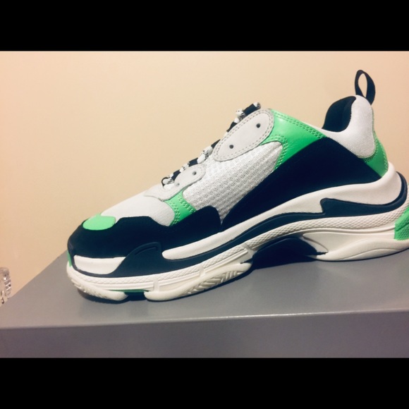 ‼️Sold‼️ - Picture 2 of 4